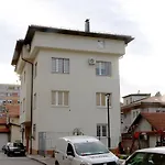La Vita E Bella